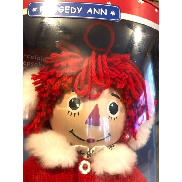 Raggedy Ann Brass Key 2004 Keepsake Doll Christmas Holiday Ann Doll w/box - Picture 3 of 8